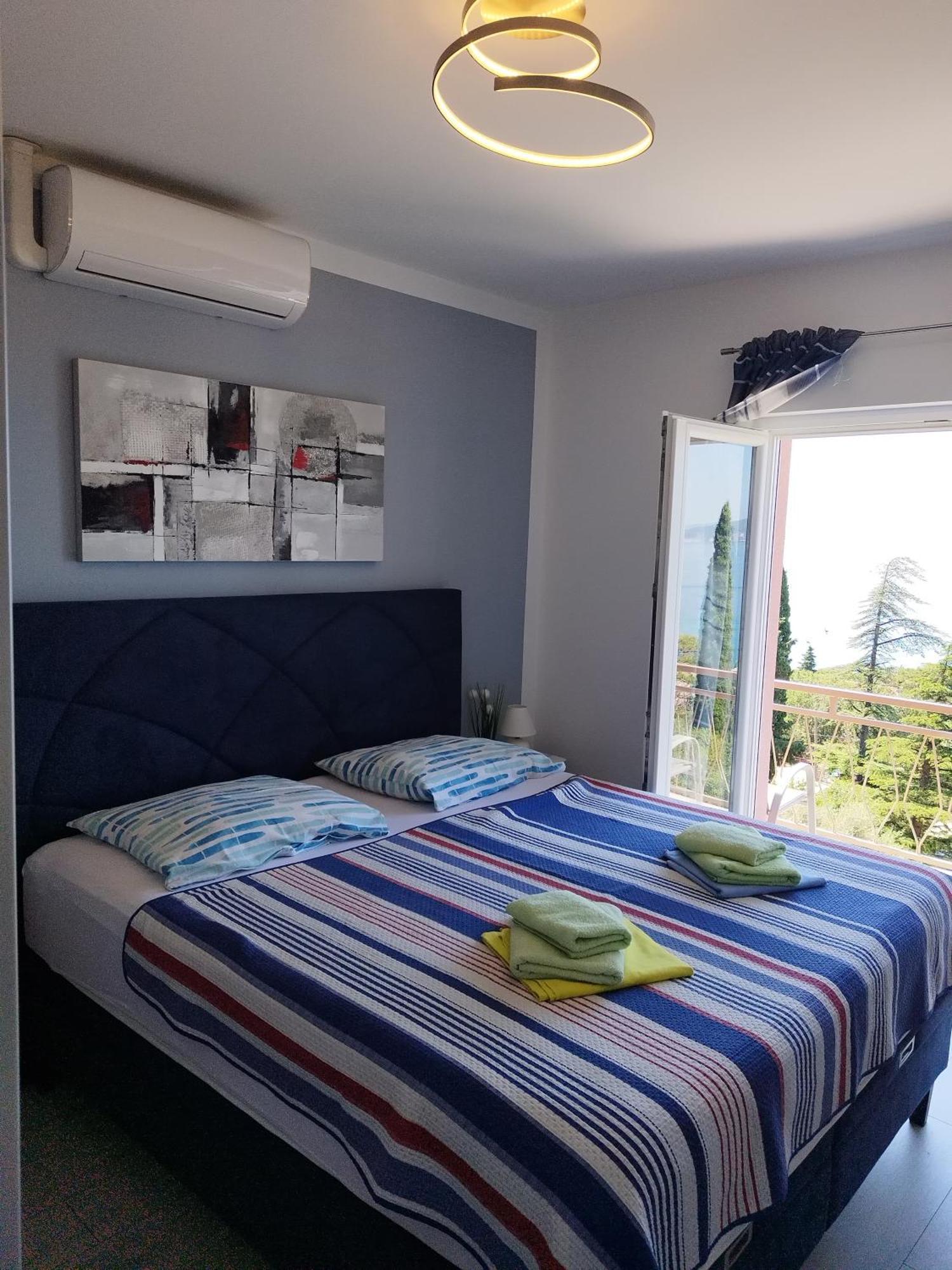 Apartman Pako I Ivano 诺维·维诺多尔斯基 外观 照片